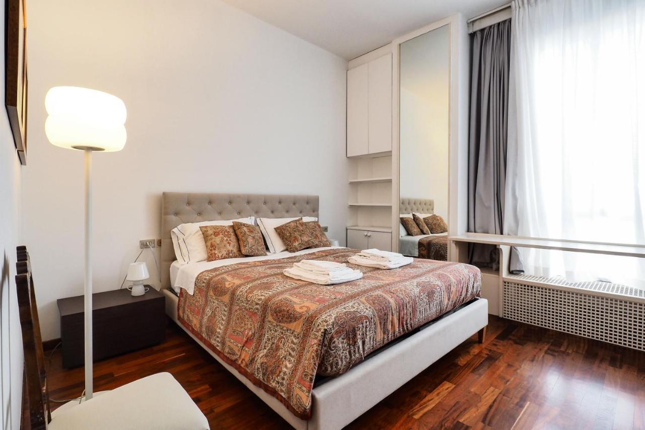 Duomo Luxury Apartment VI Milaan Buitenkant foto